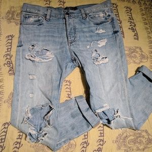LUCKY BRAND Distressed Boyfriend jeans